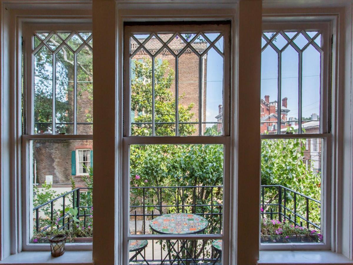 Linda'S On Lincoln Apartment Savannah Bagian luar foto