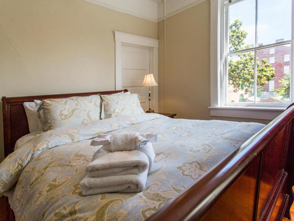 Linda'S On Lincoln Apartment Savannah Bagian luar foto
