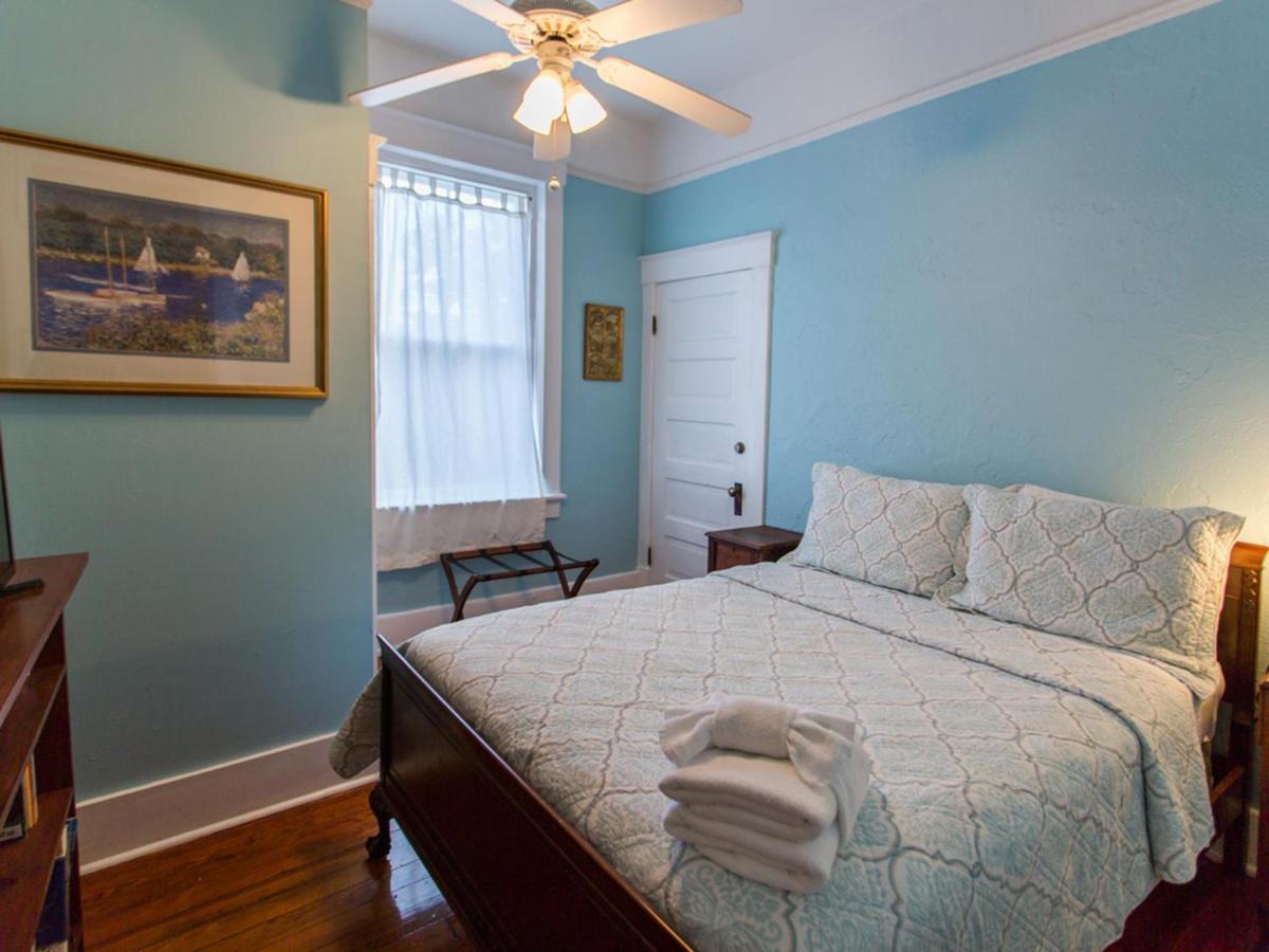 Linda'S On Lincoln Apartment Savannah Bagian luar foto