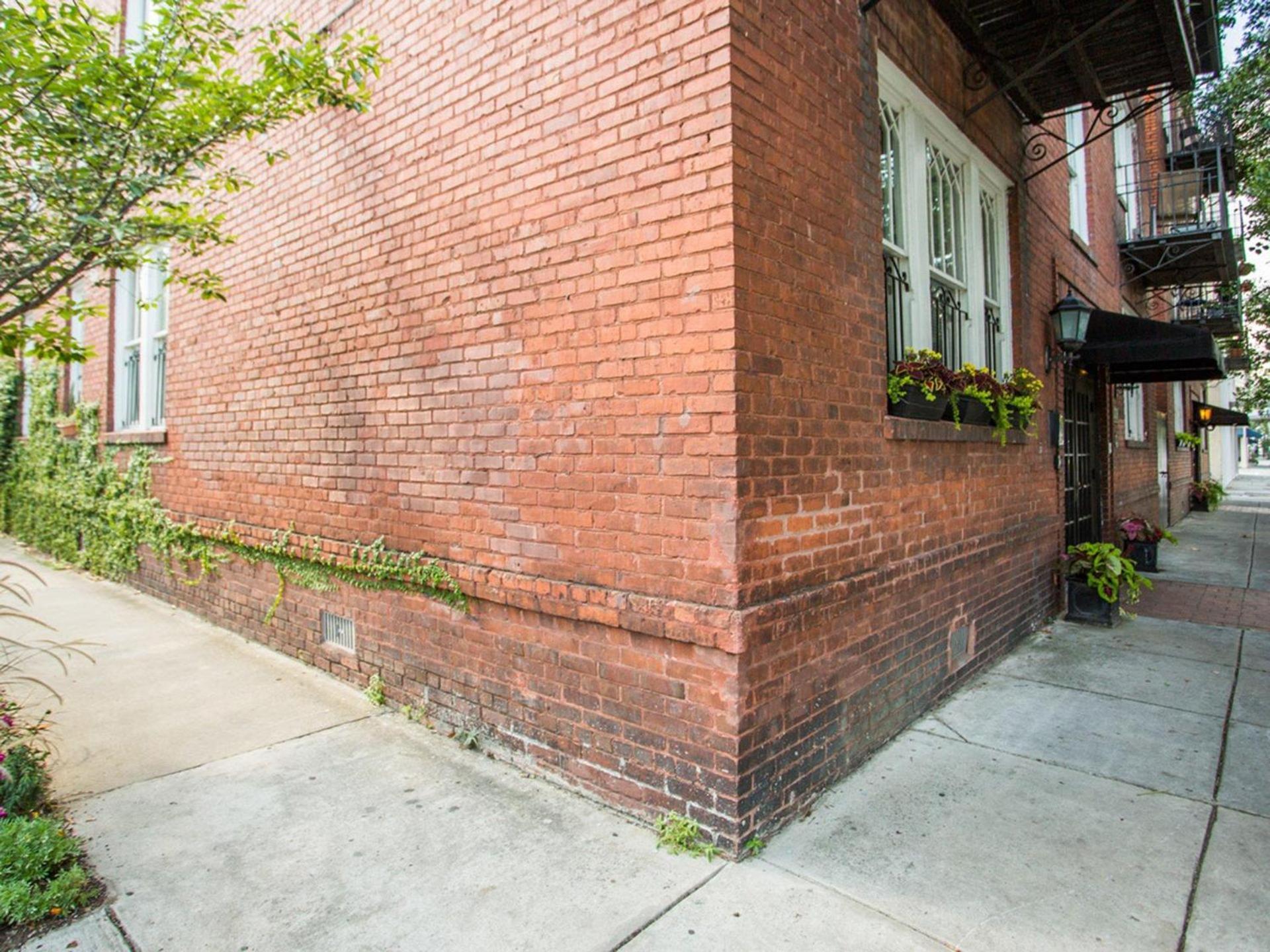 Linda'S On Lincoln Apartment Savannah Bagian luar foto