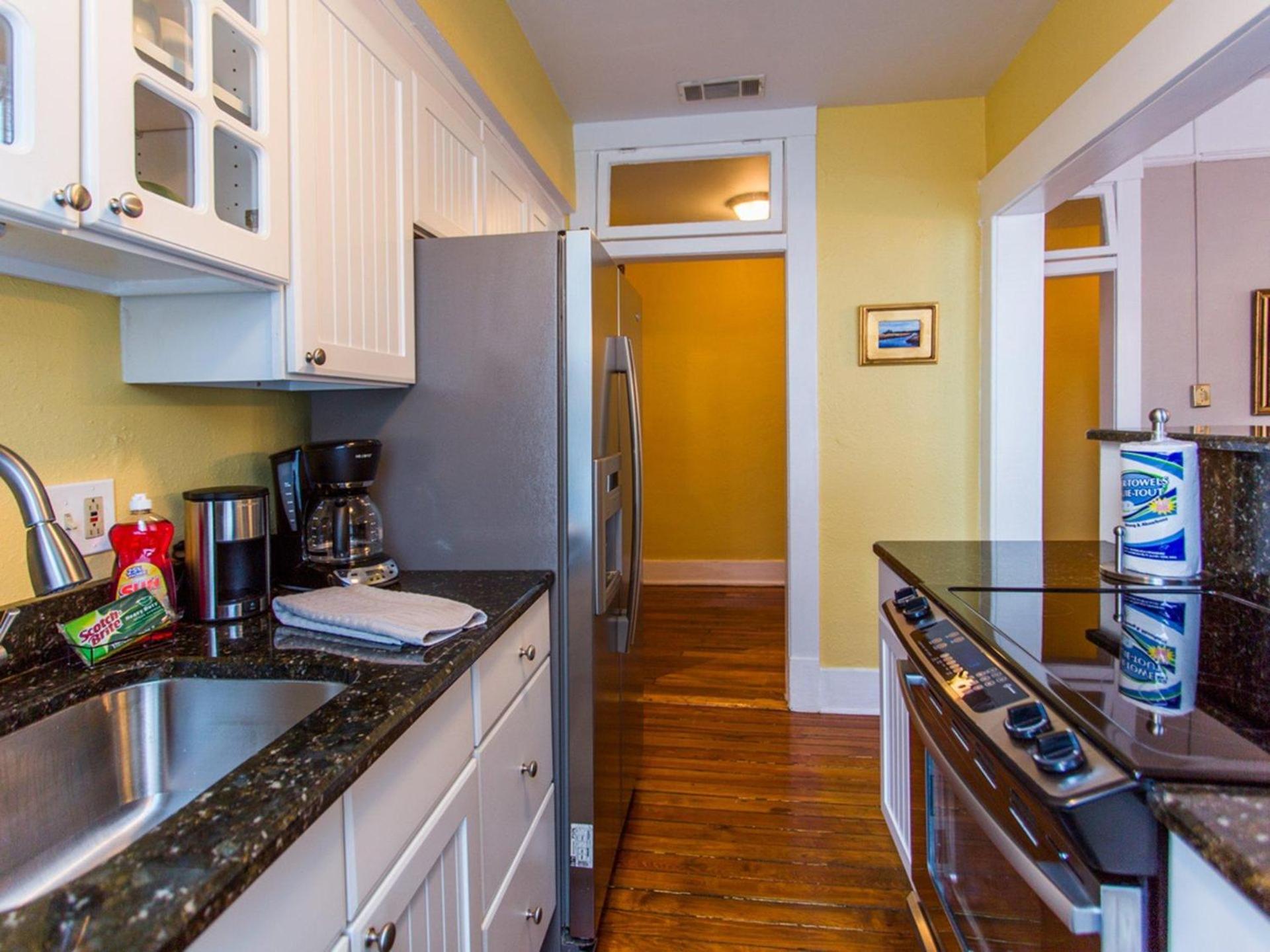 Linda'S On Lincoln Apartment Savannah Bagian luar foto